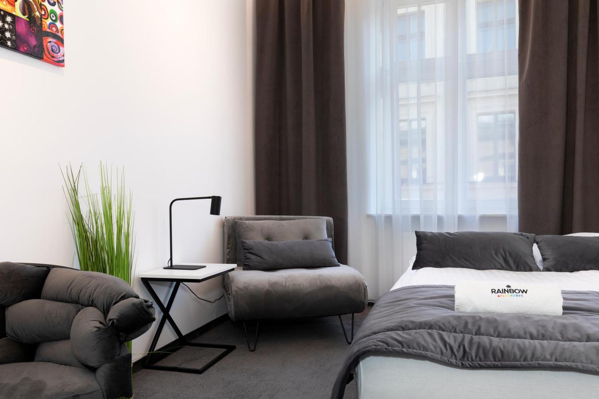 Rainbow Apartments Old Town คราคูฟ ภายนอก รูปภาพ