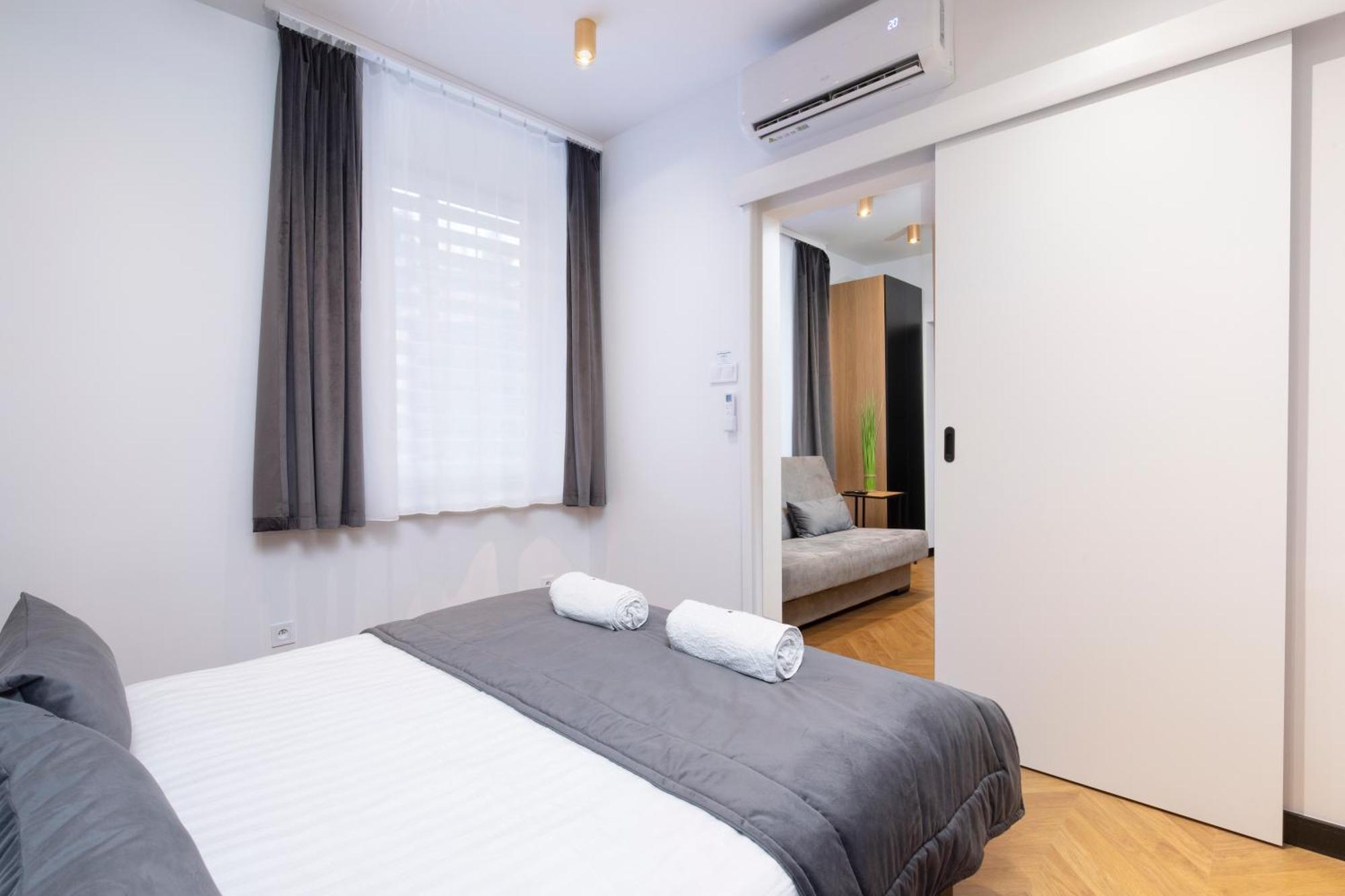 Rainbow Apartments Old Town คราคูฟ ภายนอก รูปภาพ