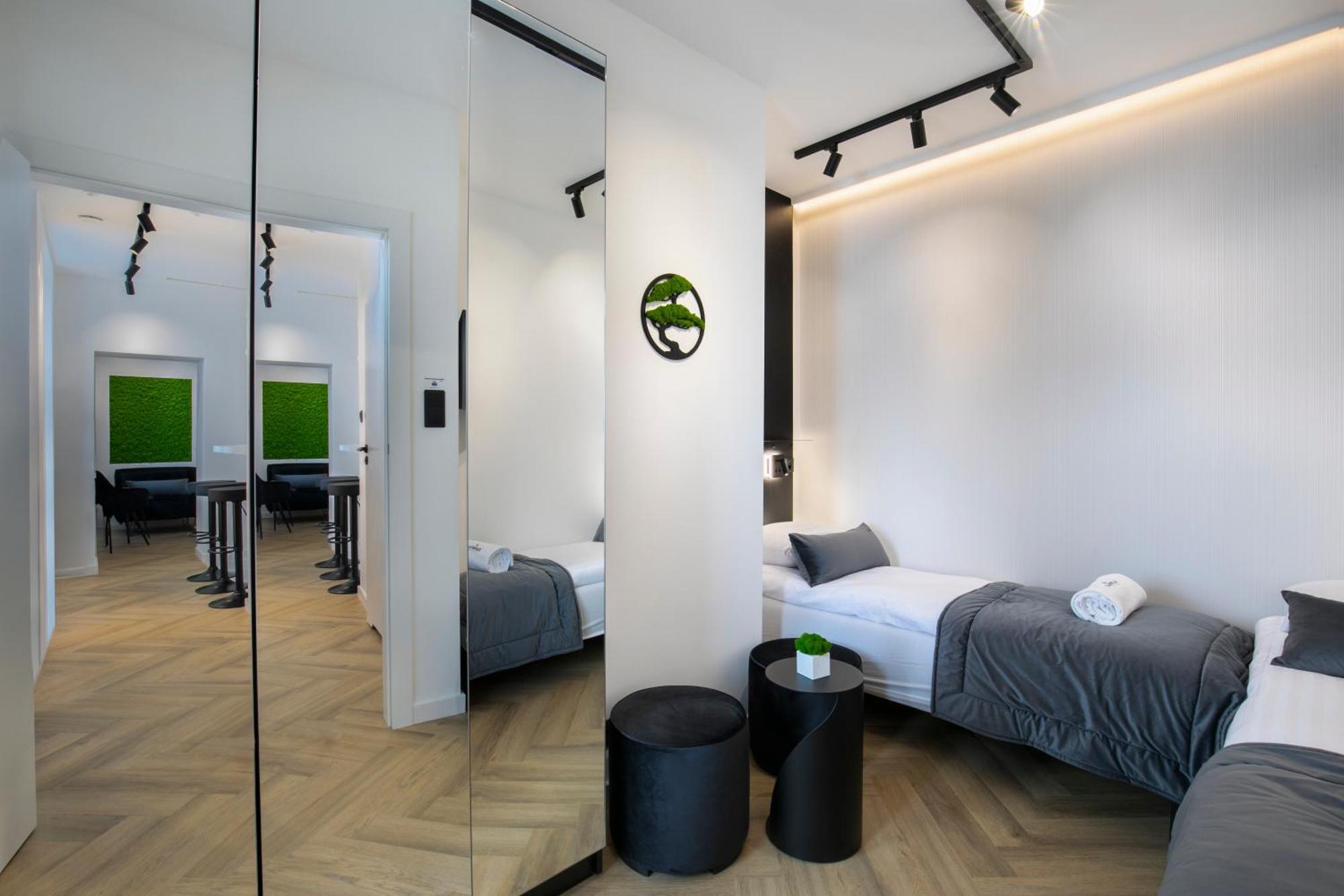 Rainbow Apartments Old Town คราคูฟ ภายนอก รูปภาพ